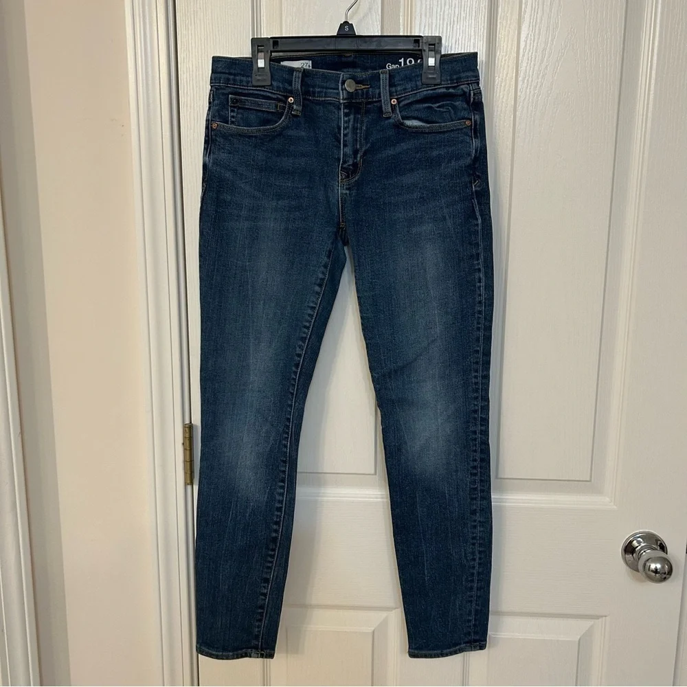 2 Pairs of Gap 1969 Legging Jeans in Stylish Blue and Dark Blue Size 27 Short - Picture 5 of 10